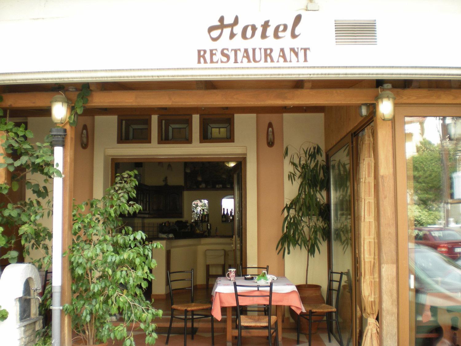 איגומניטסה Stavrodromi Hotel מראה חיצוני תמונה