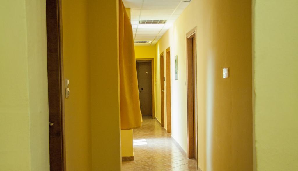 איגומניטסה Stavrodromi Hotel מראה חיצוני תמונה