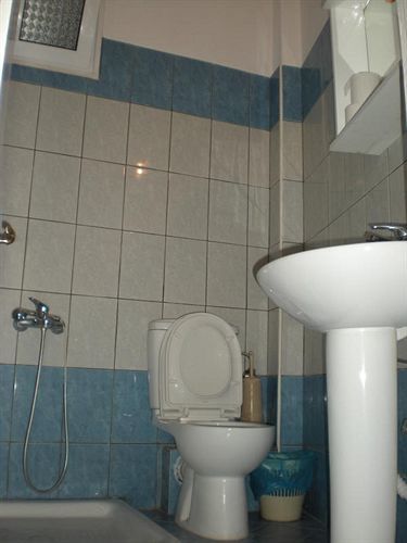 איגומניטסה Stavrodromi Hotel מראה חיצוני תמונה